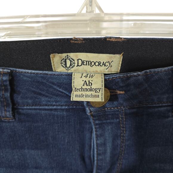 Democracy AB TECHNOLOGY Jeans Women SZ 14W Black Stretch Comfort Waistband - Picture 4 of 6